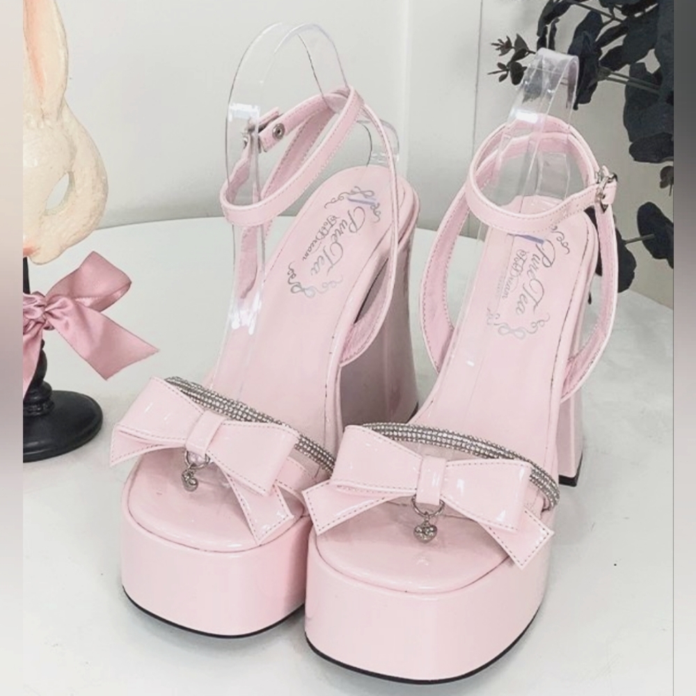 Pink japanese brand heels
